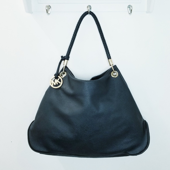 Michael Kors Black Pebbled Leather Hobo Shoulder Bag with Goldtone Logo - Picture 4 of 14